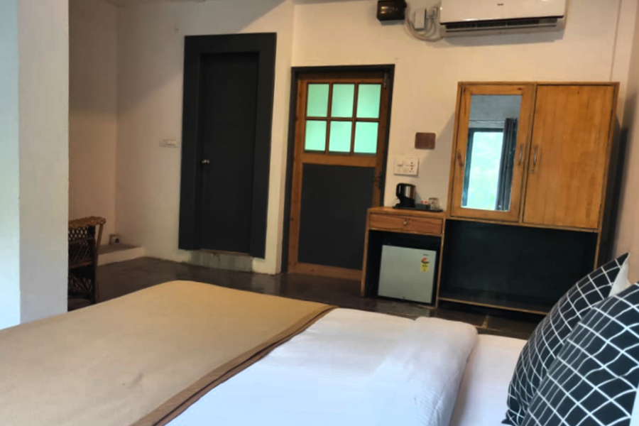 Near Room