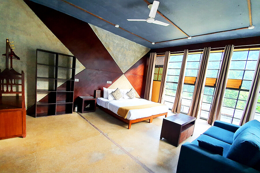 Tiger Eye Room