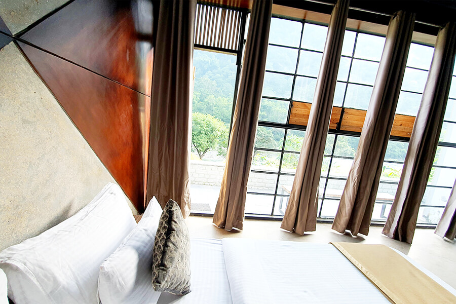 Tiger Eye Room
