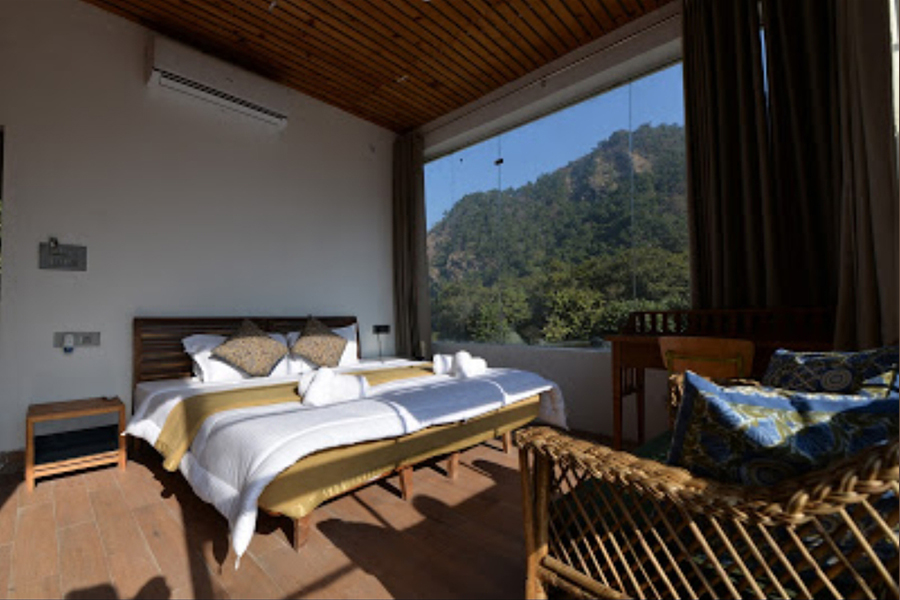 Window Moment Room